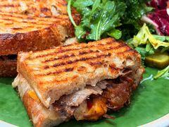 超级牛肉帕尼尼-O'mills Sourdough Bakery&Bistro(永嘉路店)