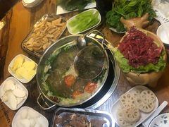 -刘少华贵州小黄牛·鲜牛肉火锅(总店)