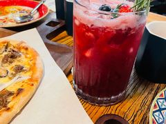 -I HOLIC艾豪丽披萨(KKone店)