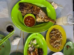 -明记烧鱼美味店