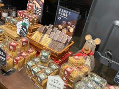 零售区-红跑车(朝晖店)