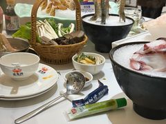 -帝皇海海鲜豆捞(桐泾商务广场店)