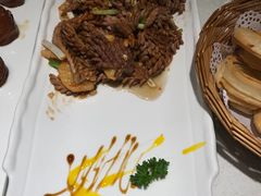 爆炒腰花-闫府私房菜·百年鲁菜(恒隆店)