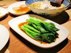 -荣家黄鱼面(前滩太古里店)