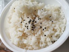 -愉肴麻辣香锅(中北镇店)