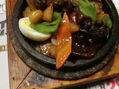 土豆牛腩石锅饭-绿茵阁西餐厅(中央广场店)