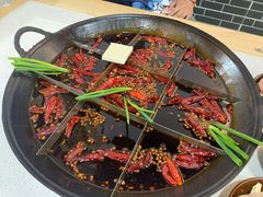 -正贰捌经重庆老火锅(建设路店)