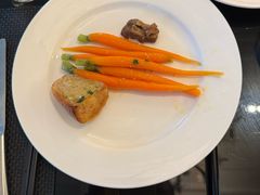 -圣丰索菲特·2 On 988 Café 自助餐厅