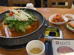 -喇喇排骨火锅·传统韩式脊骨汤(望京西园总店)