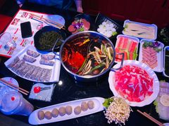 -唯爱KTV聚会餐厅(仙林东城汇店)