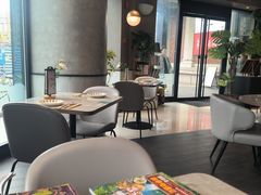 -必胜客(漕宝路店)