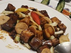 九层塔鹅肝牛柳粒-荣粤酒家·融合粤菜