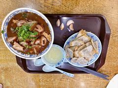 -门框胡同百年卤煮(新街口店)