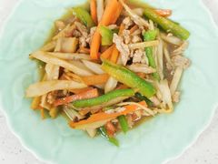 -爱的果实月嫂育婴师(世纪东方店)