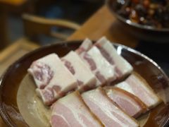 -阿山卓·野生菌火锅·纳西火塘烤肉