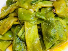 东北素焖油豆角-老何二婶家铁锅炖·东北菜(白石洲店)