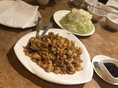 生菜海鲜松-岭南小馆