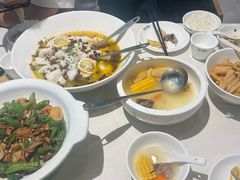 -绿草地·湘菜(7mall店)