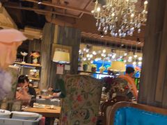 大堂-领鲜活海鲜榴莲自助火锅(东门店)