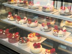 面包甜点陈列柜-PETIT PARIS 小巴黎(凯德1818店)