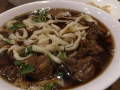 -清真吴记门钉肉饼·喜多利
