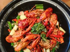 -何师烧烤Pro ·江湖川菜·小龙虾·精酿(太古里旗舰店)