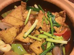 -八府香鸭·啫啫煲(华山路店)