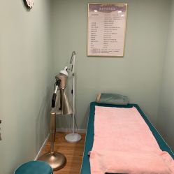 -萱草产后康复催乳中心(江宁万达店)