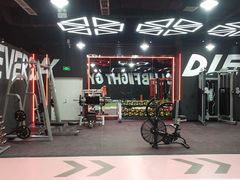 -成杰格斗·拳击·柔术·防身术(建设路店)