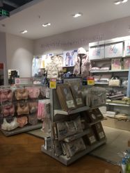 -乐友孕婴童(西安长缨路万和城店)