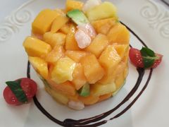 鲜果鲜虾塔沙拉-秀儿家の小确幸融合西餐厅(万达店)