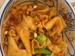 -陇上秦轩西安biangbiang面(朝龙汇店)