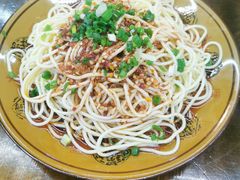 -一品红烧鸭特色川菜(三岔湖店)