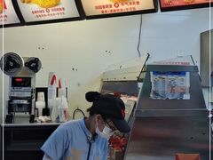 -华莱士·全鸡汉堡(浦东南路店)