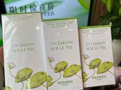 -广州周大福金融中心