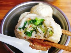 -依云煎包店