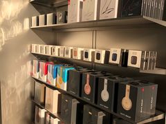 -Apple零售店(华贸购物中心店)