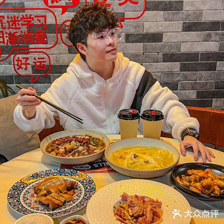 广州绝美江景日落🌇坐拥180°琶醍大排档🥂