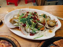 油泼扇贝-老东镇啤酒屋海鲜加工·蒸汽海鲜·海鲜烧烤(台东店)