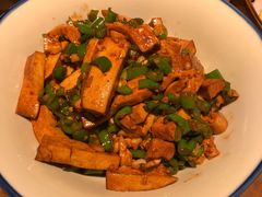 -洞庭土菜小炒馆(易发广场店)