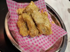 咸蛋黄鸡翅-友德福.老字号粤菜.广州地标融合美食(荔湾路店)