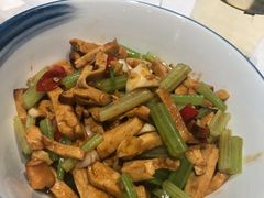 衡东泉水香干-老湘亲·品鉴湘菜(湖里店)