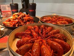 -巴厘龙虾·榜首油焖大虾(音乐学院·沿江酒馆店)