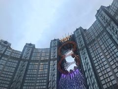 -影汇之星8字形摩天轮