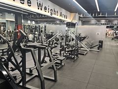 -VLines耀能运动24小时·月付制健身(京广桥店)