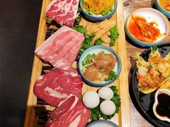 -明洞阿姨·韩式酱蟹烤肉·创意料理(三元桥店)