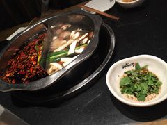 -纸盐河码头火锅(十八梯店)