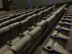 -大光明丽星VIP影城(昌里路杜比全景声店)