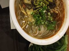 -水平有限螺蛳粉(宏达大厦店)