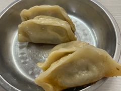 -黄阿姨锅贴大王(万航渡路店)